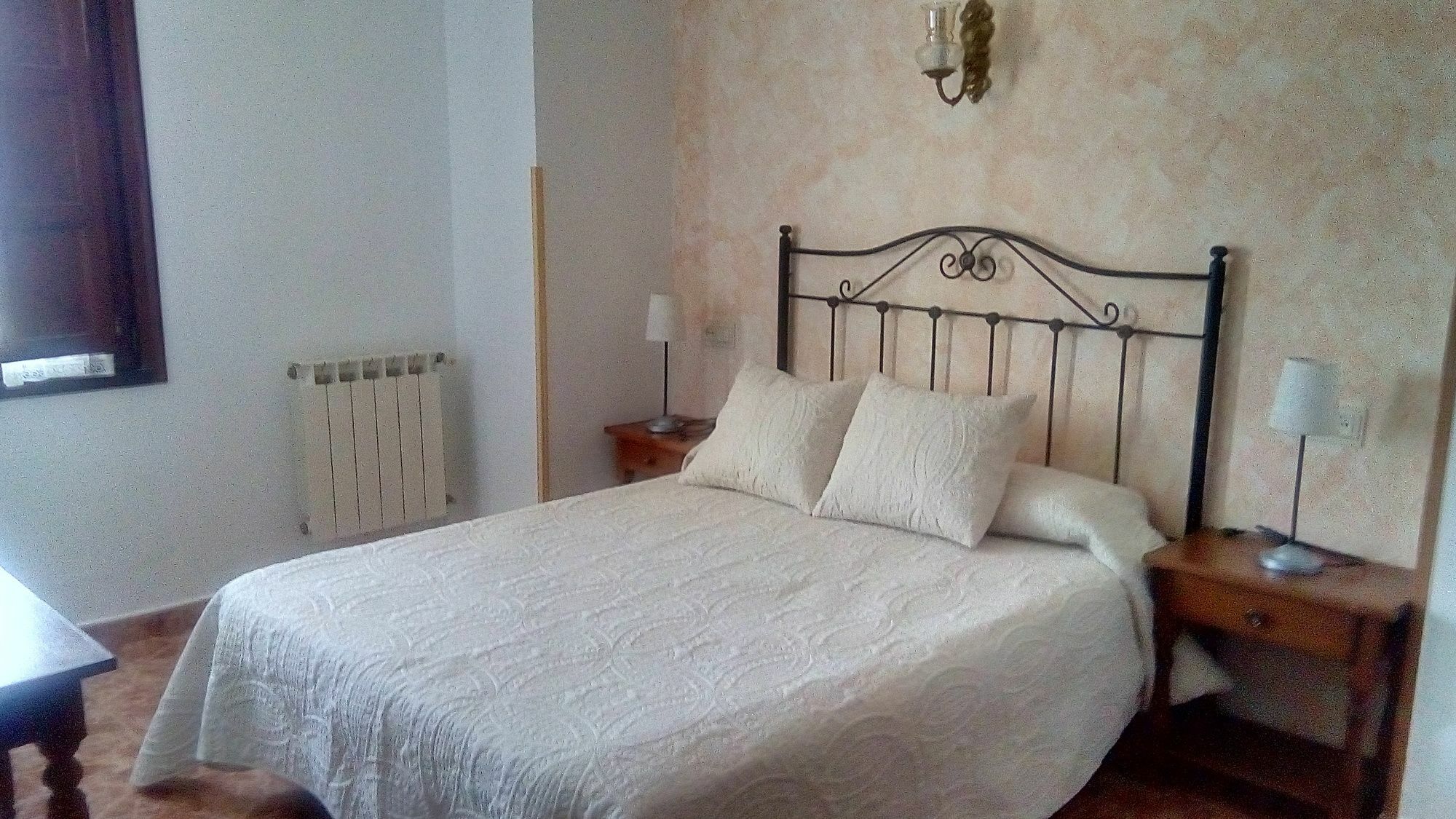 Apartamentos Rurales Ovio يانس المظهر الخارجي الصورة