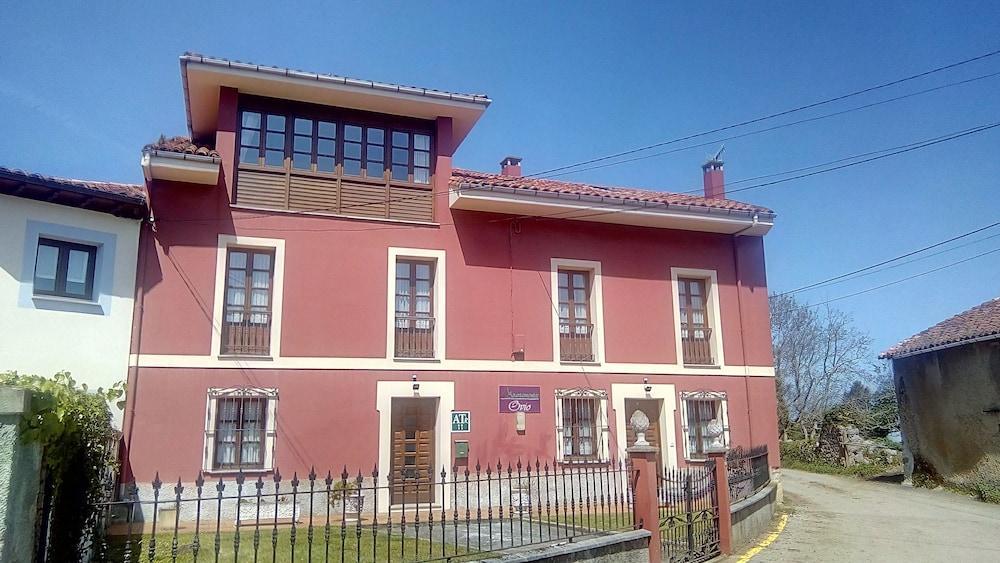 Apartamentos Rurales Ovio يانس المظهر الخارجي الصورة